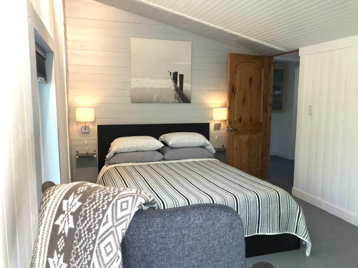 Birdwatch Cottage With River Beach Pass スリー・リバーズ エクステリア 写真