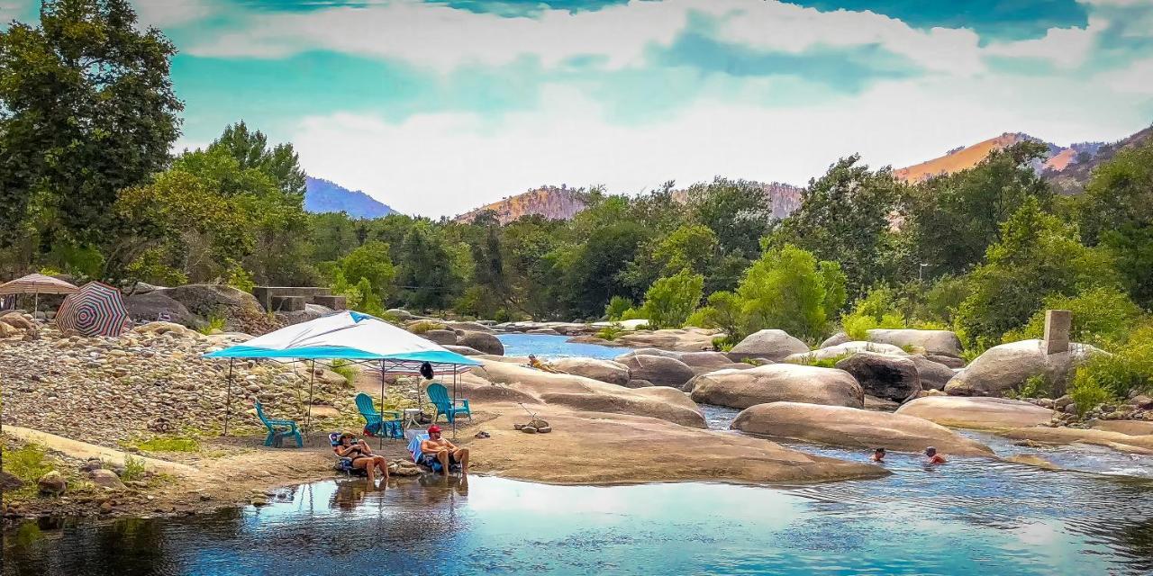 Birdwatch Cottage With River Beach Pass スリー・リバーズ エクステリア 写真